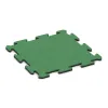 Sportboden‑Platte 1,8 cm von WARCO im Farbdesign Maigrün mit den Abmessungen 500 x 500 x 18 mm. Produktfoto von Artikel 6202 in der Aufsicht von schräg vorne.