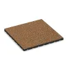 Fallschutzplatte von WARCO im Farbdesign Terra Cotta mit den Abmessungen 500 x 500 x 30 mm. Produktfoto von Artikel 5322 in der Aufsicht von schräg vorne.