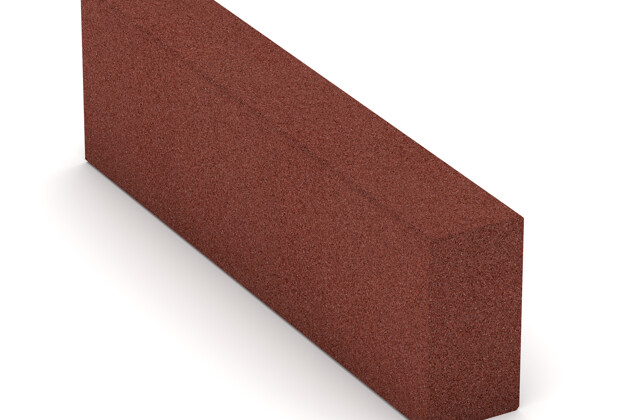 Gummi-Bordstein (Blockstufe) von WARCO im Farbdesign ziegelrot mit den Abmessungen 1000 x 300 x 150 mm. Produktfoto von Artikel 2597 in der Aufsicht von schräg vorne.