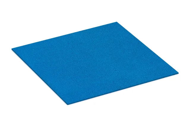 Gummigranulat-Platte von WARCO im Farbdesign Himmelblau mit den Abmessungen 1000 x 1000 x 7 mm. Produktfoto von Artikel 4380 in der Aufsicht von schräg vorne.