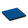 Fallschutzplatten von WARCO im Farbdesign Himmelblau mit den Abmessungen 50 x 50 x 4,5 cm. Produktfoto von Artikel 6223 in der Aufsicht von schräg vorne.