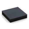 Fallschutzplatten von WARCO im Farbdesign Schiefergrau mit den Abmessungen 50 x 50 x 11 cm. Produktfoto von Artikel 6230 in der Aufsicht von schräg vorne.