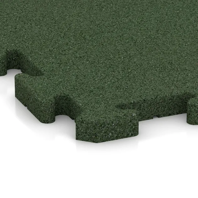 Detailaufnahme der Randausprägung von WARCO-Produkt 2823, Fitness-Bodenschutzmatte, Format 500 x 500 x 30 mm, Farbe Grasgrün.