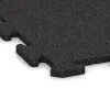 Detailaufnahme der Randausprägung von WARCO-Produkt 0340, Bodenschutzmatte 1,8 cm HD – Fitness, Format 1000 x 1000 x 18 mm, Farbe Anthrazit.