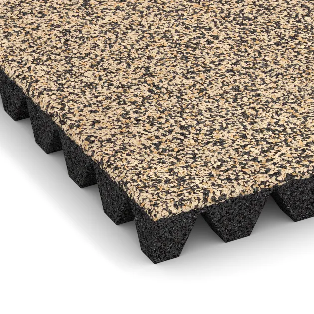 Detailaufnahme der Randausprägung von WARCO-Produkt 5349, Fallschutzplatte, Format 500 x 500 x 50 mm, Farbe Travertin.