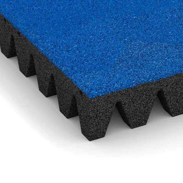 Detailaufnahme der Randausprägung von WARCO-Produkt 0715, Fallschutzplatte, Format 500 x 500 x 80 mm, Farbe Enzianblau.