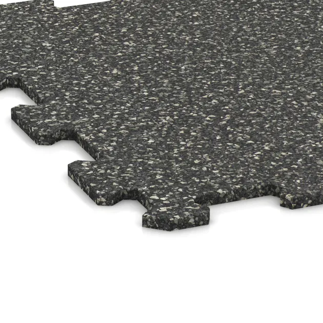 Detailaufnahme der Randausprägung von WARCO-Produkt 0882, Fitnessboden Kompakt, Format 485 x 485 x 8 mm | 0,235 m², Farbe Dunkelgrauer Granit.