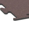 Detailaufnahme der Randausprägung von WARCO-Produkt 6147, Fitness Performance Elite Trainingsboden, Format 100 x 100 x 1,5 cm | 1,00 m², Farbe Mineralrot.