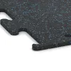 Detailaufnahme der Randausprägung von WARCO-Produkt 3770, Fitness Performance Elite Trainingsboden, Format 500 x 500 x 15 mm, Farbe Leicht Blau Gesprenkelt.