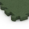 Detailaufnahme der Randausprägung von WARCO-Produkt 6982, Ballspielplatte, Format 50 x 50 x 4 cm | 0,25 m², Farbe Grasgrün.