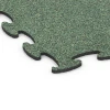 Detailaufnahme der Randausprägung von WARCO-Produkt 6906, Hundesportboden Indoor, Format 98 x 98 × 1,8 cm, Farbe Englischer Rasen.