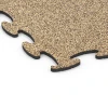 Detailaufnahme der Randausprägung von WARCO-Produkt 6930, Messeboden Klickfliese, Format 98 x 98 × 1,8 cm, Farbe Rattan Lounge.