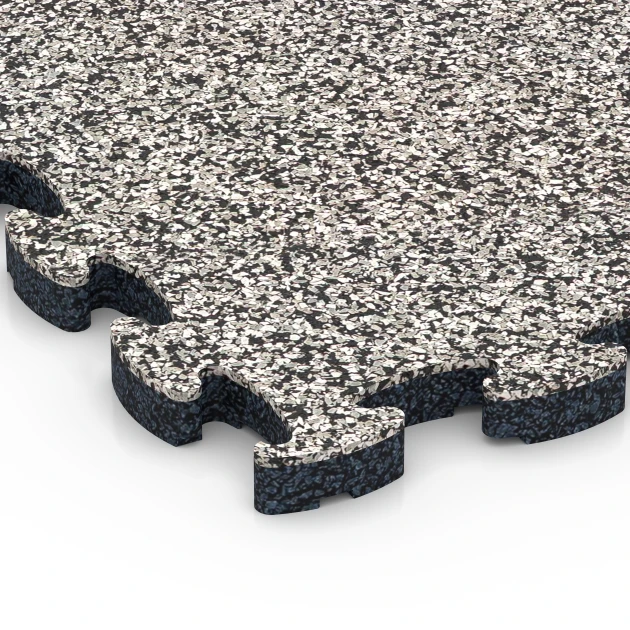 Detailaufnahme der Randausprägung von WARCO-Produkt 6815, Steinteppich Klickfliese, Format 28,9 x 28,9 x 1,8 cm, Farbe Grauer Granit.