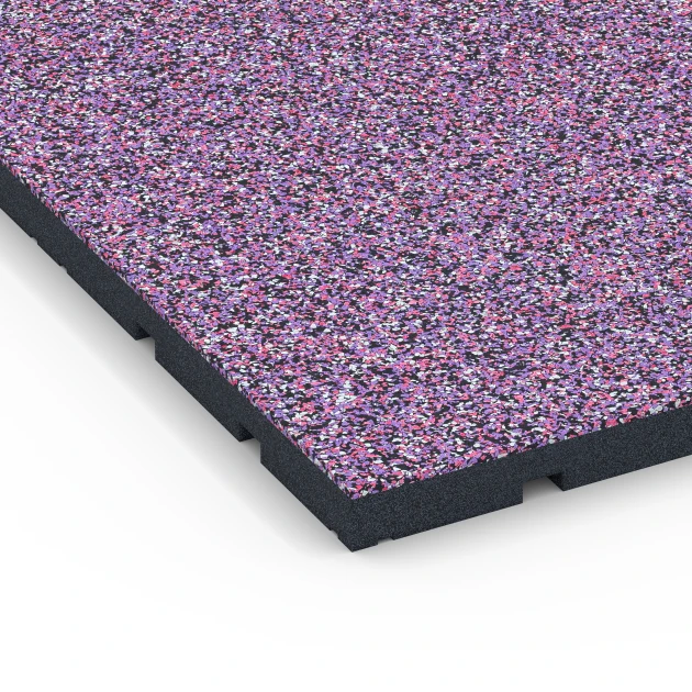 Detailaufnahme der Randausprägung von WARCO-Produkt 7137, Outdoor-Fitnessboden, Format 60 x 60 x 3 cm | 0,36 m², Farbe Lavendel.