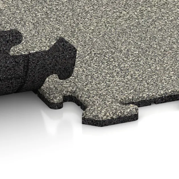 Großaufnahme vom Verbindungssystem von WARCO-Boden 4752 - Randplatte im Farbdesign Heller Granit. Abmessungen 1000 x 485 x 18 mm.
