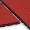 Großaufnahme vom Verbindungssystem von WARCO-Boden 0549 - Fallschutzplatte im Farbdesign Rose. Abmessungen 500 x 500 x 30 mm.
