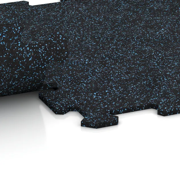 Großaufnahme vom Verbindungssystem von WARCO-Boden 0917 - Fitnessboden Kompakt im Farbdesign Leicht Blau Gesprenkelt. Abmessungen 485 x 485 x 8 mm | 0,235 m².