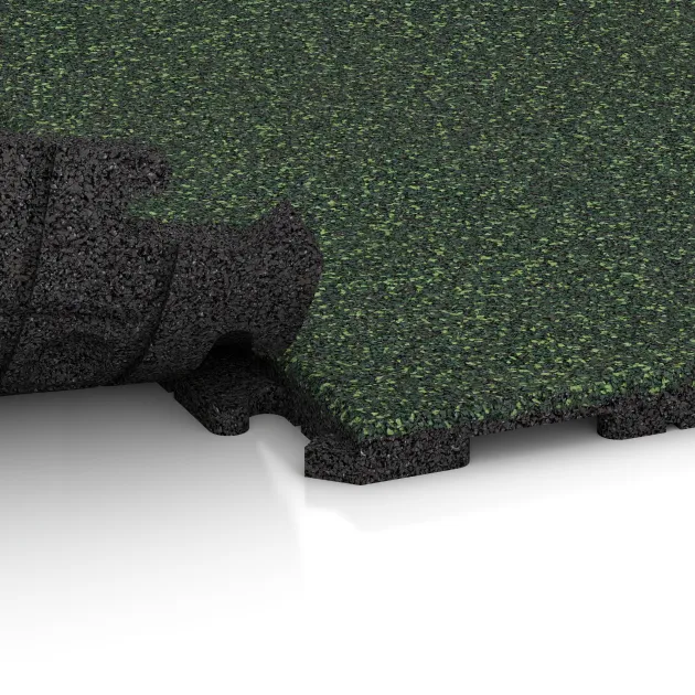 Großaufnahme vom Verbindungssystem von WARCO-Boden 1601 - Fitnessboden Gummi-Fliesen Classic im Farbdesign Englischer Rasen. Abmessungen 1000 x 1000 x 30 mm.