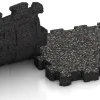 Großaufnahme vom Verbindungssystem von WARCO-Boden 4271 - Sportboden – fugenlos im Farbdesign Dunkelgrauer Granit. Abmessungen 306 x 306 x 30 mm.
