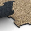 Großaufnahme vom Verbindungssystem von WARCO-Boden 6840 - Fitness Active Floor System im Farbdesign Rattan Lounge. Abmessungen 97,1 x 97,1 × 1,8 cm.