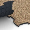Großaufnahme vom Verbindungssystem von WARCO-Boden 6871 - Fitness Max Floor System im Farbdesign Terra Cotta. Abmessungen 97,1 x 97,1 × 1,8 cm.