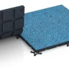 Großaufnahme vom Verbindungssystem von WARCO-Boden 7139 - Outdoor-Fitnessboden im Farbdesign Atlantik. Abmessungen 60 x 60 x 3 cm | 0,36 m².