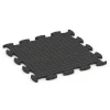 Aufsicht auf die Unterseite, also die Bodenseite von WARCO-Formteil 6892 - Fitness Max Floor System im Format 98 x 98 x 2,8 cm.
