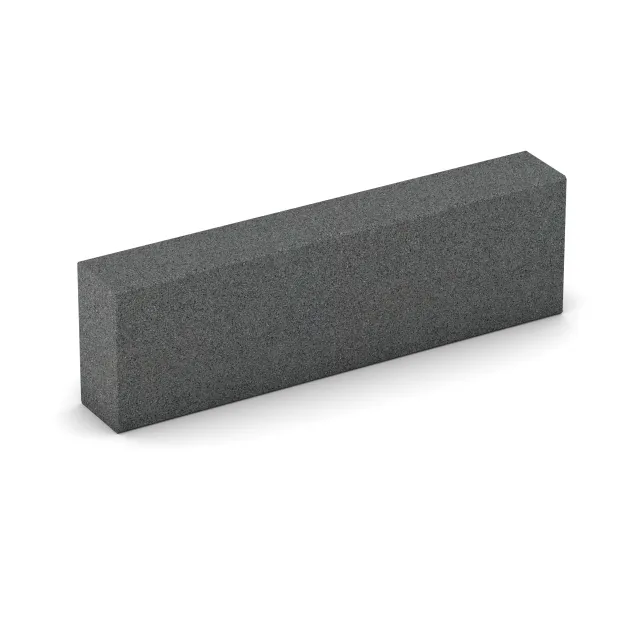 Foto der hinteren Seite vom unsymmetrischen WARCO-Formteil 2601: Blockstufe aus Gummigranulat, Design Schiefergrau, Maße 1000 x 300 x 150 mm.